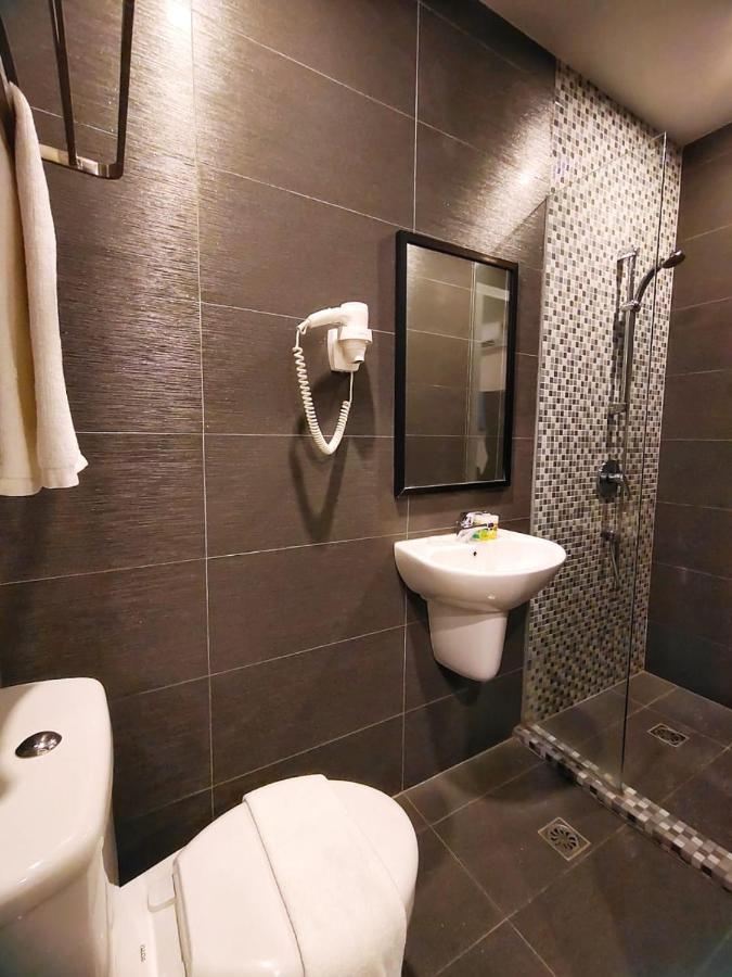 Hotel Capital Express Kota Kinabalu Zewnętrze zdjęcie