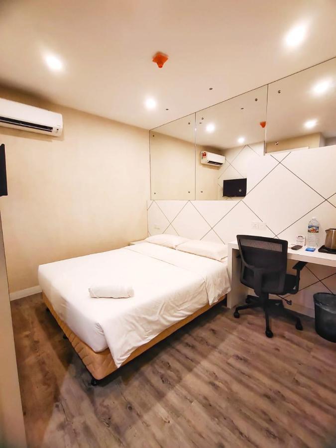Hotel Capital Express Kota Kinabalu Zewnętrze zdjęcie